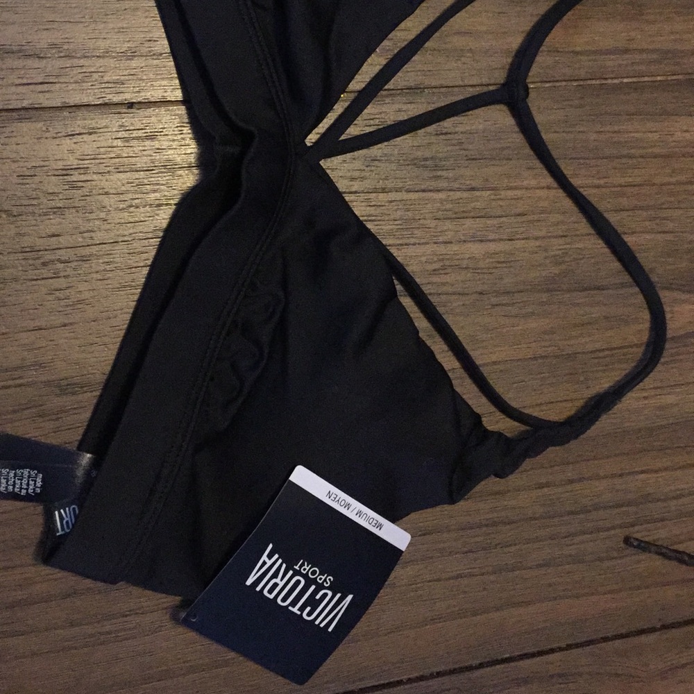 BNWT Victoria Secret caged bra